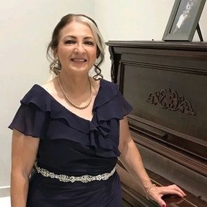 Meet your Posher, Yolanda